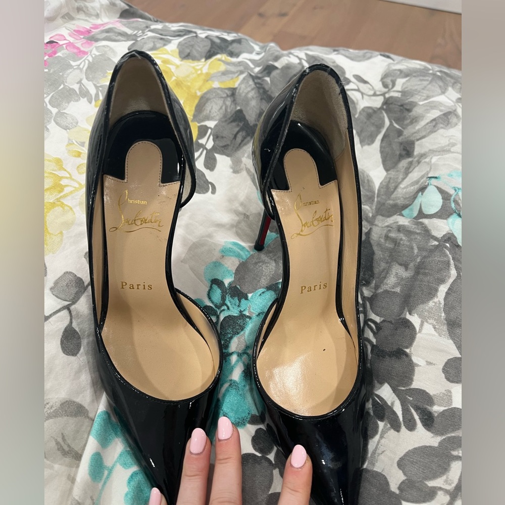 Christian Louboutin Heels size 36 for sale 
Fits size 6 /6.5